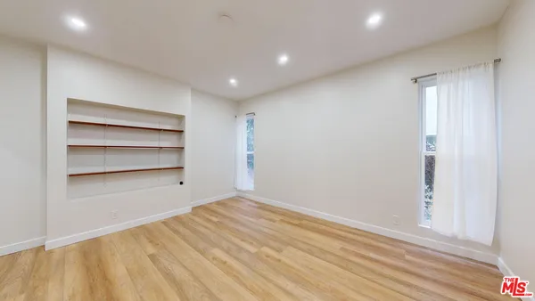 $5,995 | 4735 Nob Hill Drive, Los Angeles, CA 90065