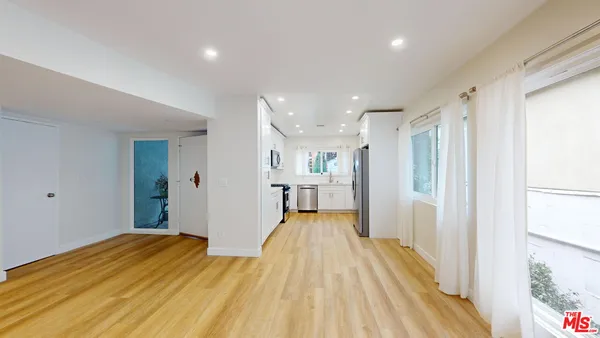 $6,295 | 4735 Nob Hill Drive, Los Angeles, CA 90065