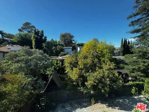 $5,995 | 4735 Nob Hill Drive, Los Angeles, CA 90065