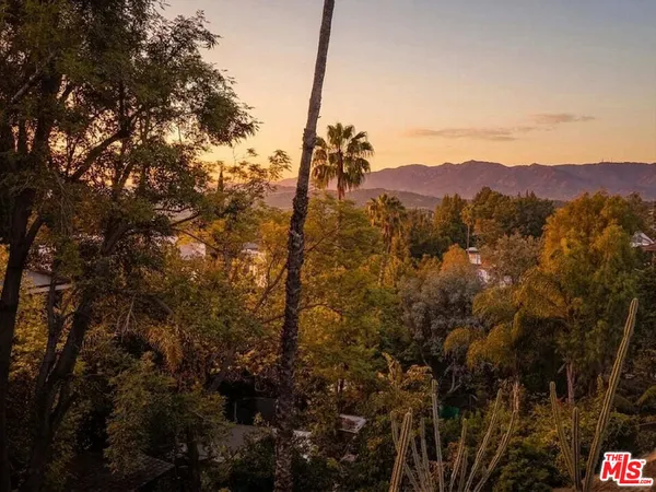 $6,295 | 4735 Nob Hill Drive, Los Angeles, CA 90065