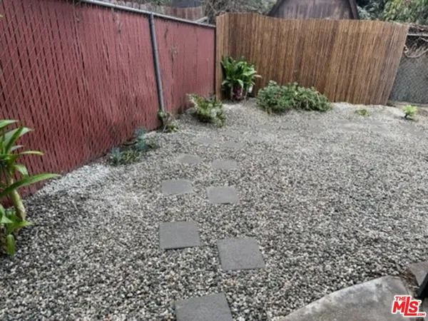 $6,295 | 4735 Nob Hill Drive, Los Angeles, CA 90065