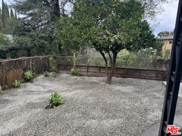 $6,295 | 4735 Nob Hill Drive, Los Angeles, CA 90065