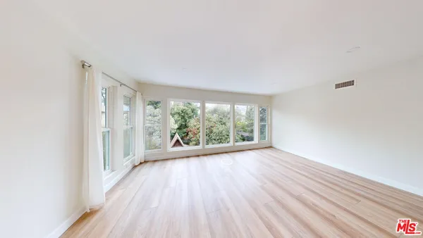 $6,295 | 4735 Nob Hill Drive, Los Angeles, CA 90065