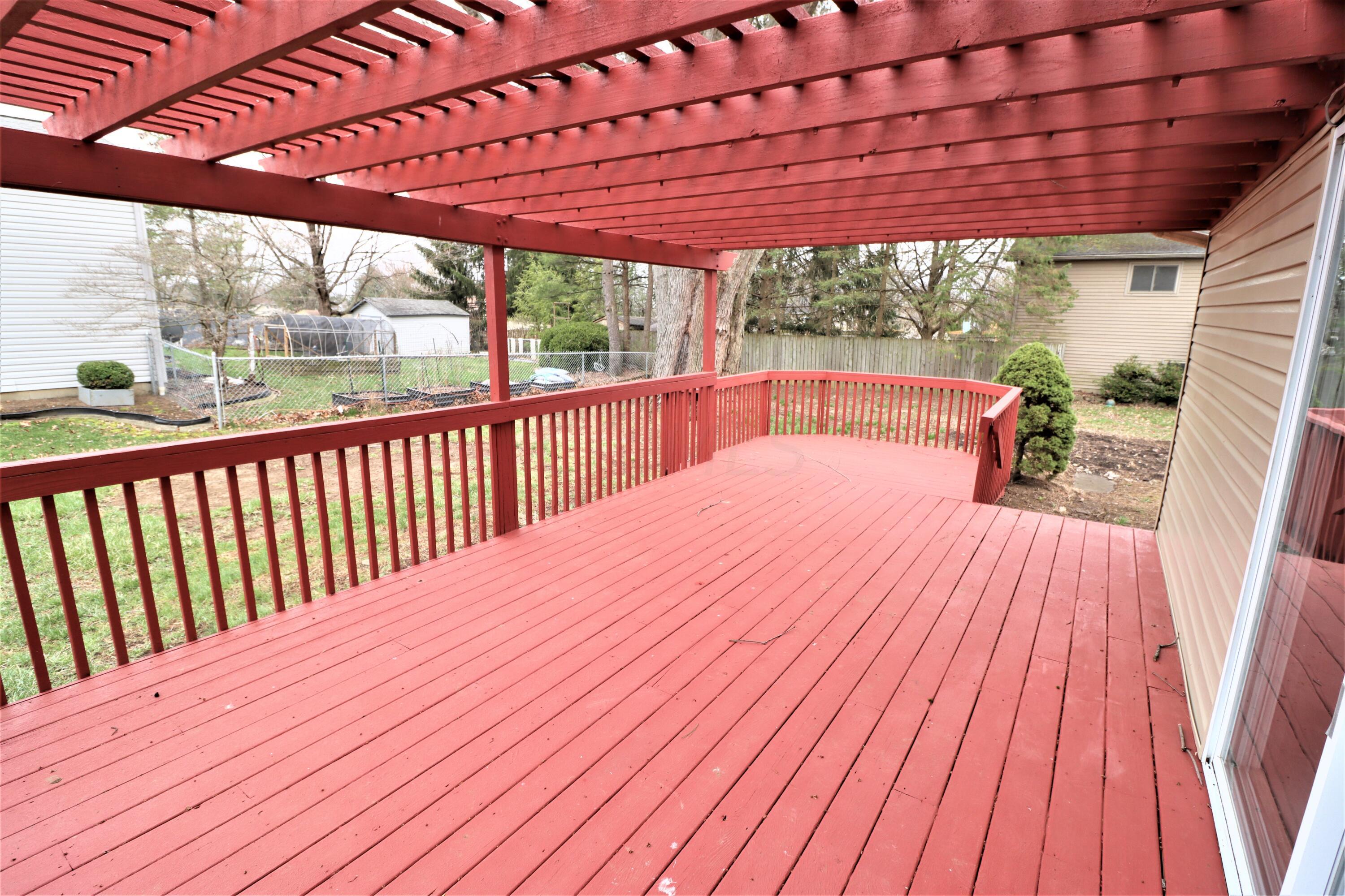 823 Ronson Avenue Gahanna, OH 43230 - Photo 37 of 37 Deck