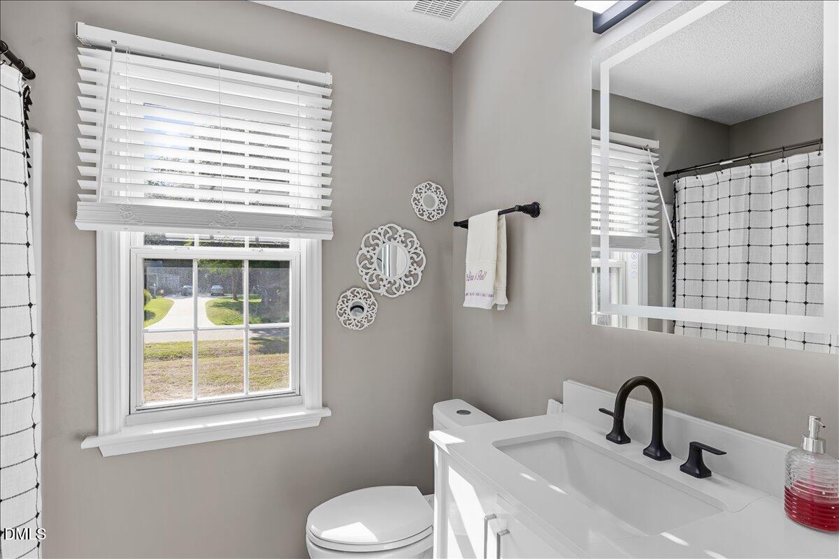 6605 Winterton Drive Raleigh, NC 27603 - Photo 21 of 46