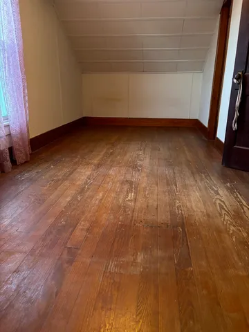 $200,000 | 129 Grove Street, Poultney, VT 05764