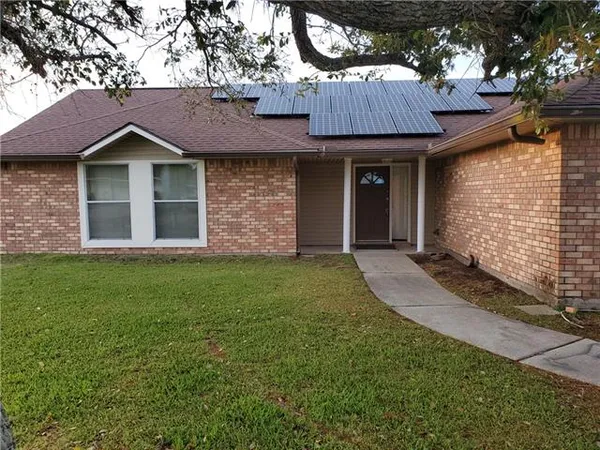 $320,000 | 294 Moonraker Drive, Slidell, LA 70458