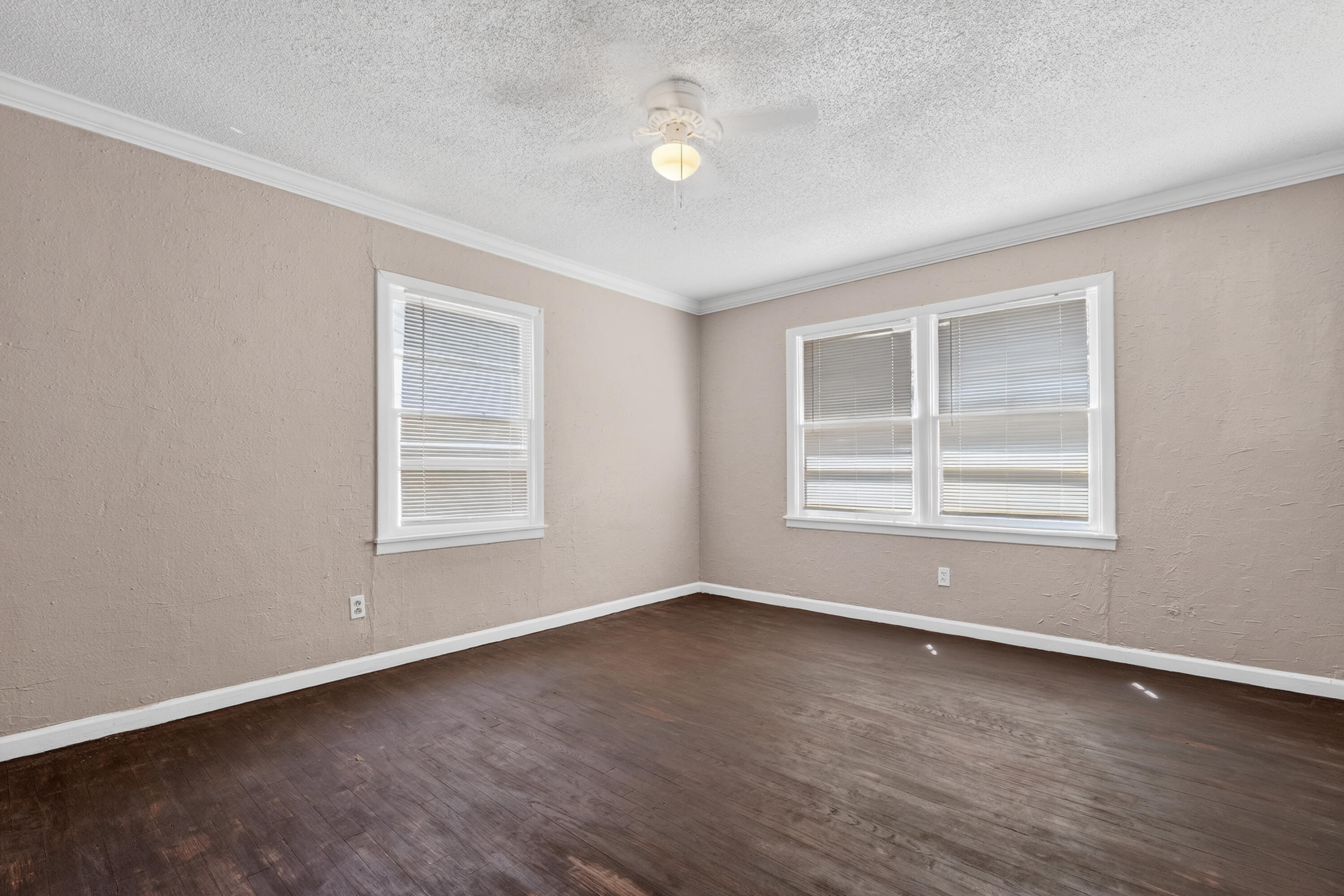 4004 33rd Street Lubbock, TX 79410 - Photo 13 of 21 DSC06003