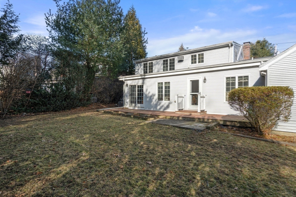 48 Miller Road Newton, MA 02459 - Photo 6 of 34