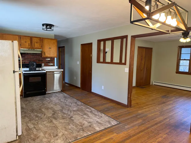 $305,000 | 125 Thompson Street, Ashland, NH 03217