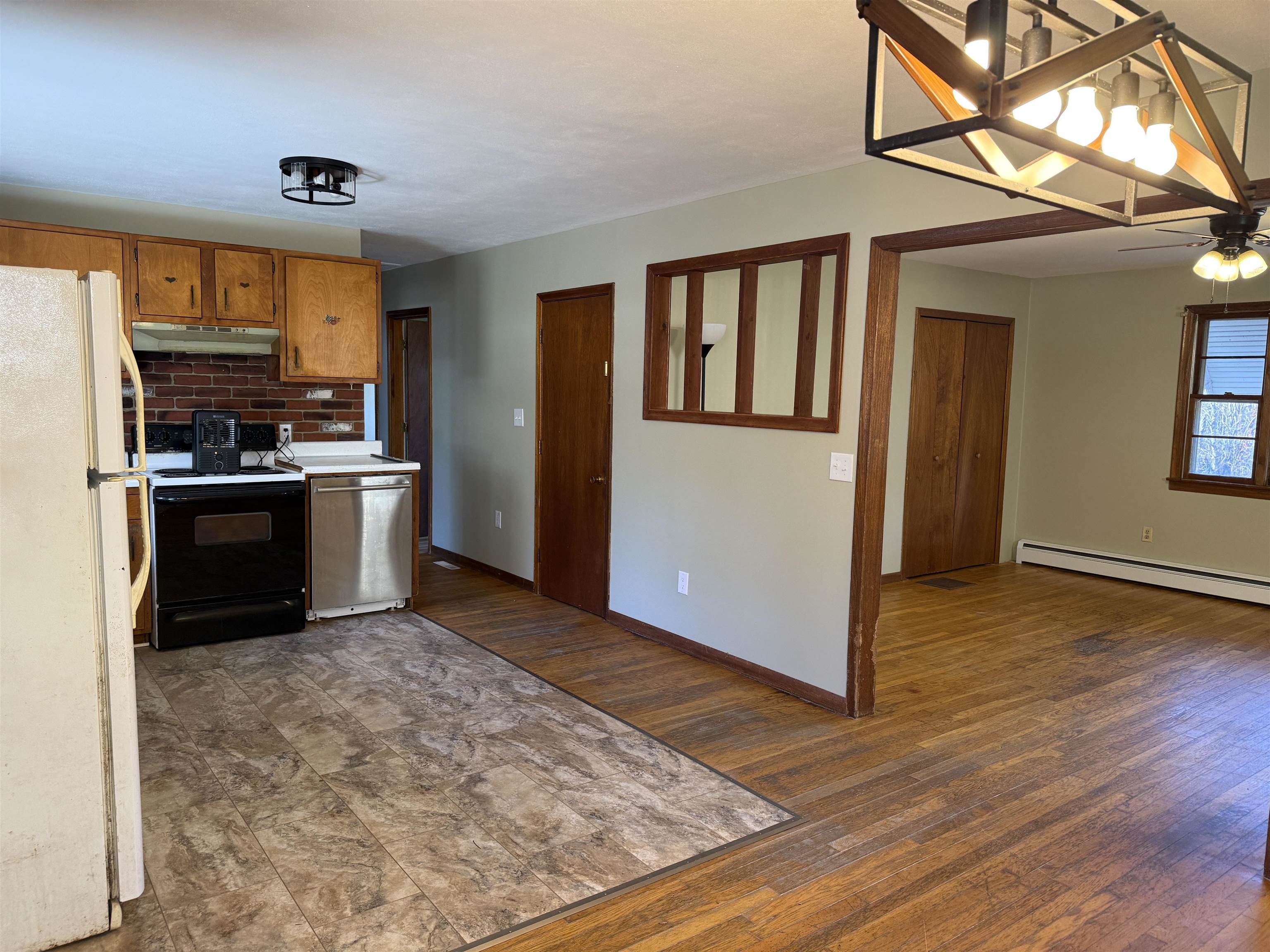 125 Thompson Street Ashland, NH 03217 - Photo 11 of 28