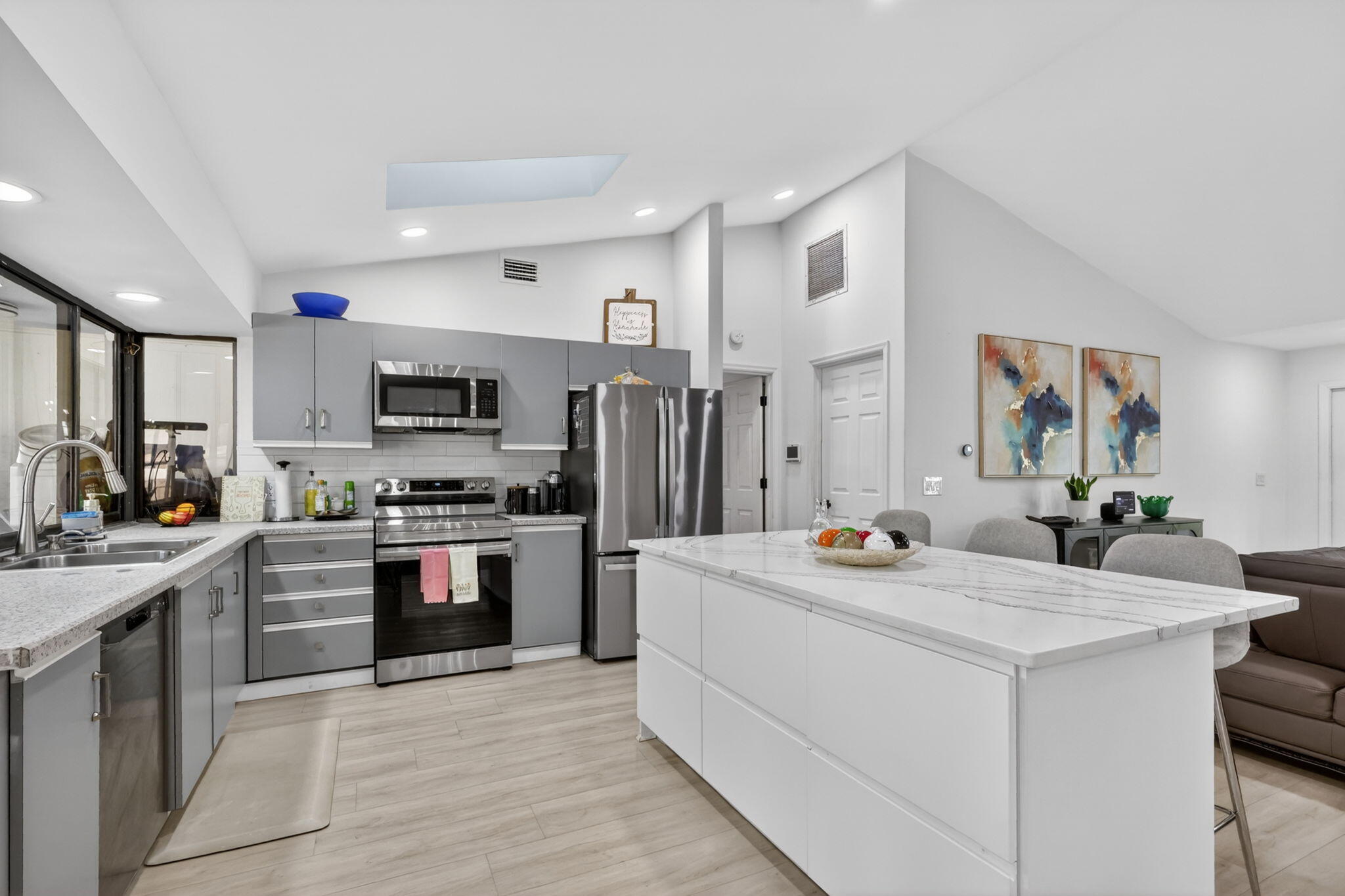 481 Southwest Aster Road Port St. Lucie, FL 34953 - Photo 14 of 58 15-web-or-mls-5P1A7509