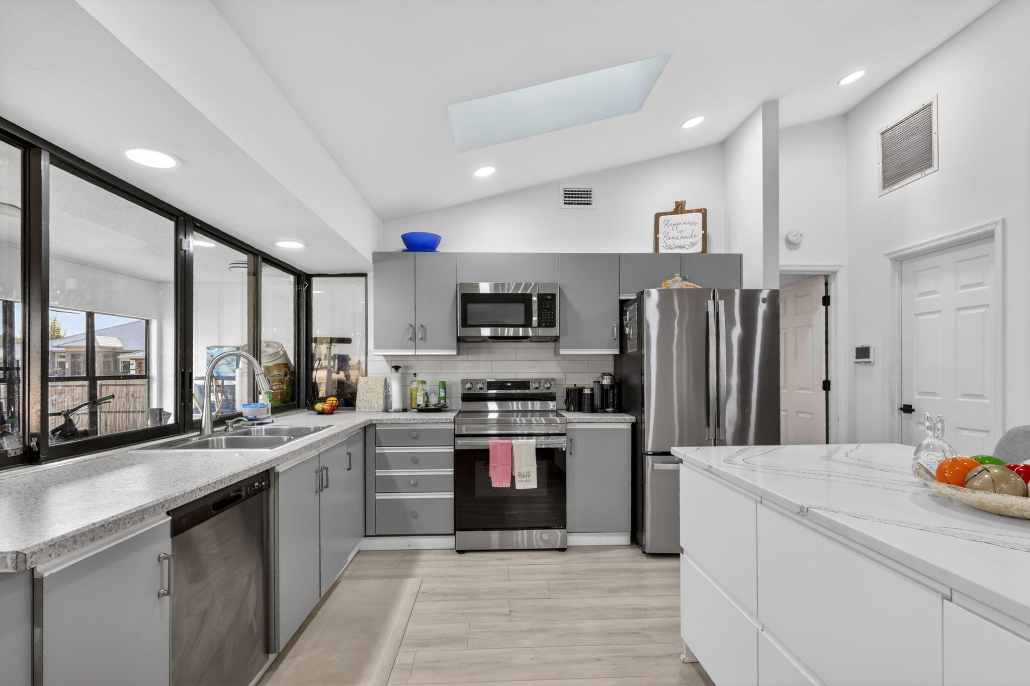 481 Southwest Aster Road Port St. Lucie, FL 34953 - Photo 15 of 58 16-web-or-mls-5P1A7514