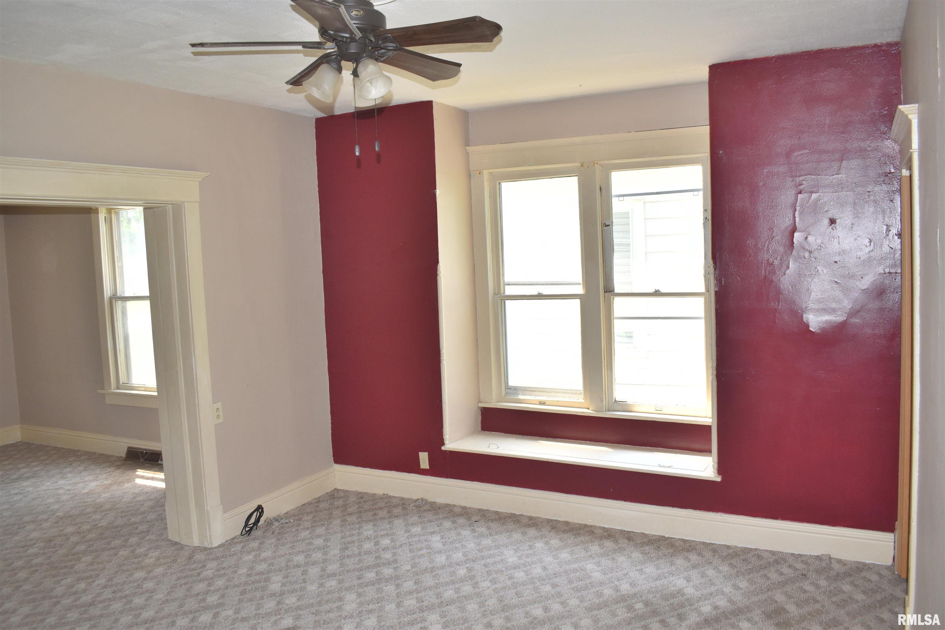 810 South Main Street Monmouth, IL 61462 - Photo 6 of 13