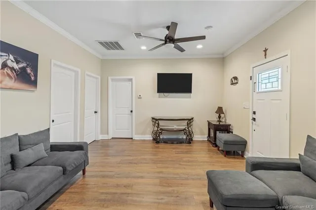$169,500 | 1123 Horridge Street, Vinton, LA 70668