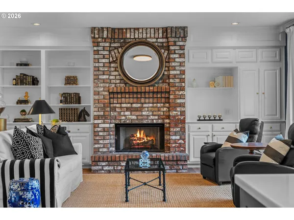 $1,094,900 | 2300 Condor Drive, Redmond, OR 97756