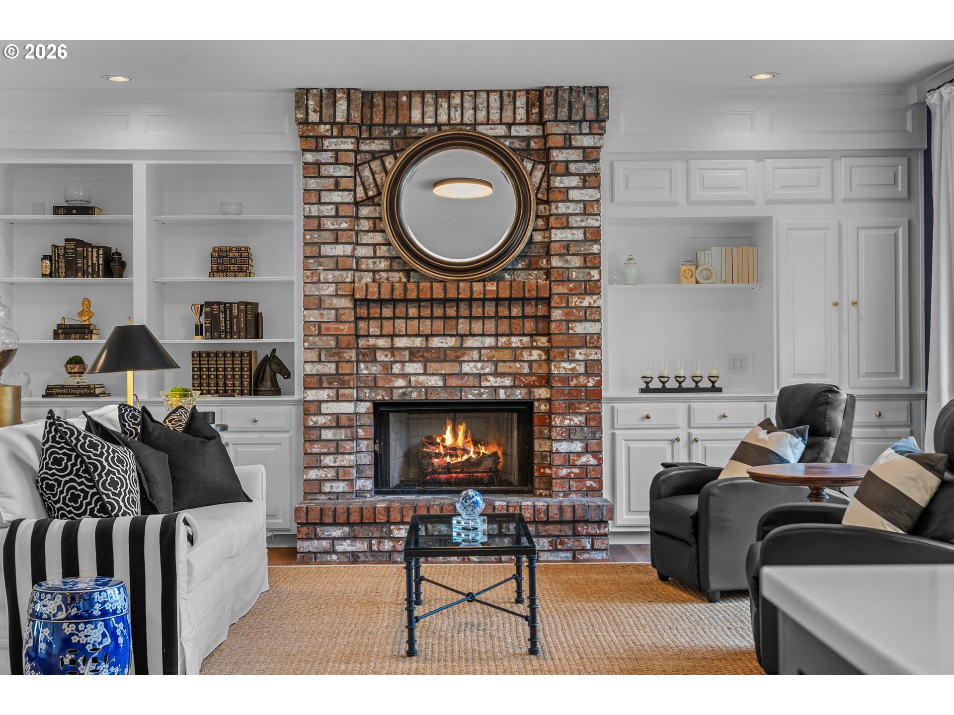 2300 Condor Drive Redmond, OR 97756 - Photo 5 of 38