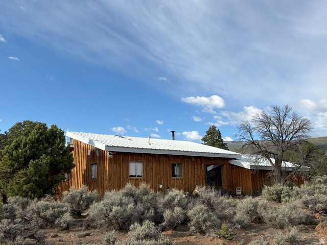 2196 East Teasdale Road Teasdale, UT 84773 - Photo 16 of 57