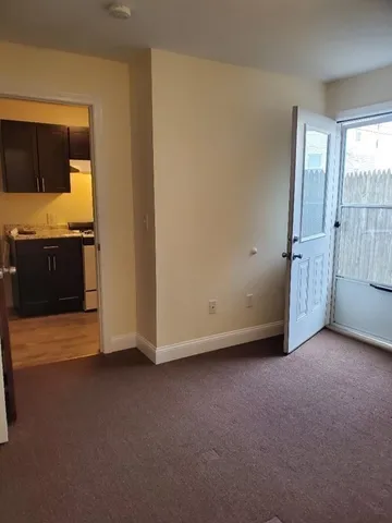 $1,600 | 100 Smith Street, Unit 1, Fall River, MA 02721