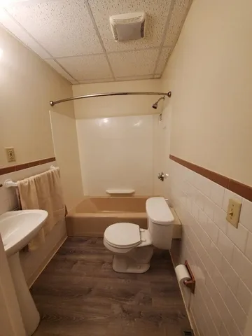 $1,600 | 100 Smith Street, Unit 1, Fall River, MA 02721