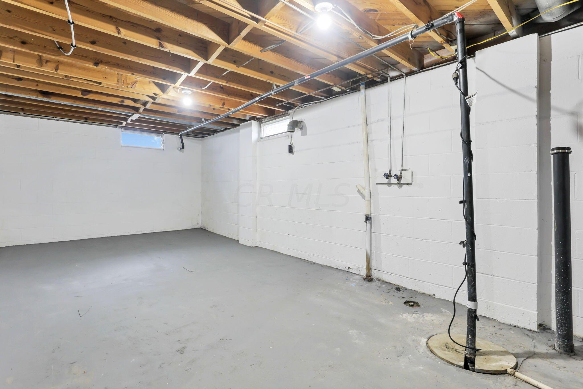 4531 Hartwell Road Columbus, OH 43224 - Photo 20 of 25 Full basement