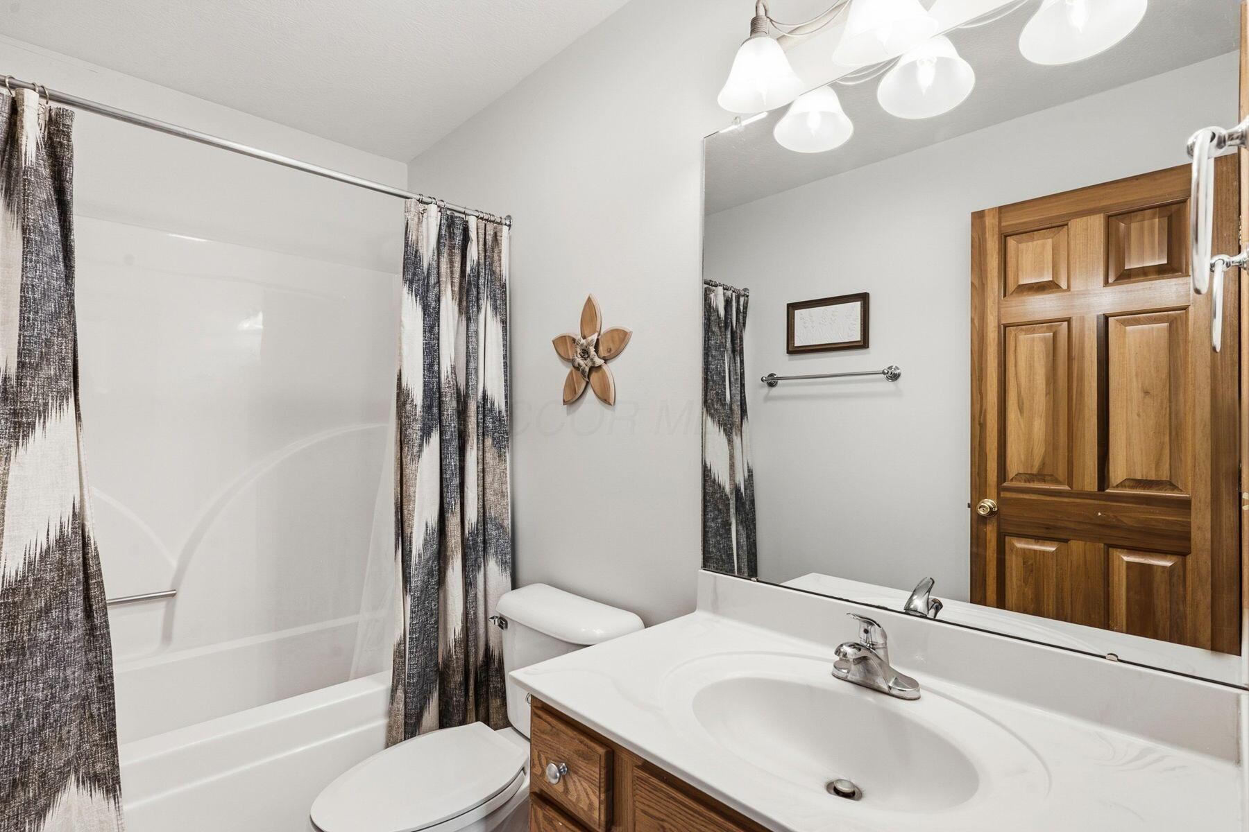 2248 Troy Road Delaware, OH 43015 - Photo 23 of 48 Upper level full bathroom