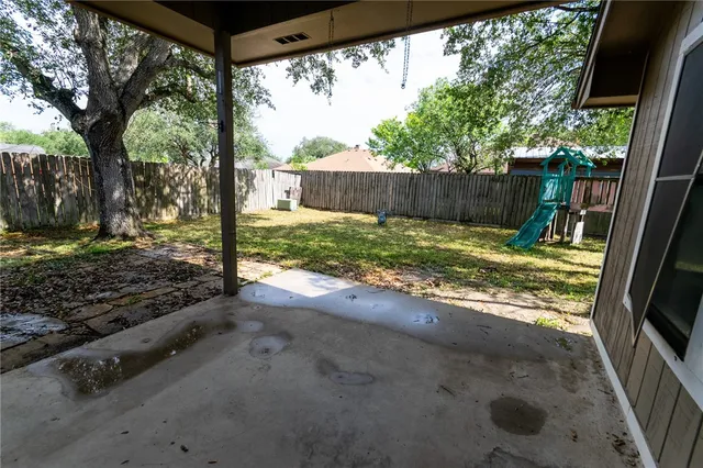 $195,000 | 14618 Reagan Drive, Corpus Christi, TX 78410