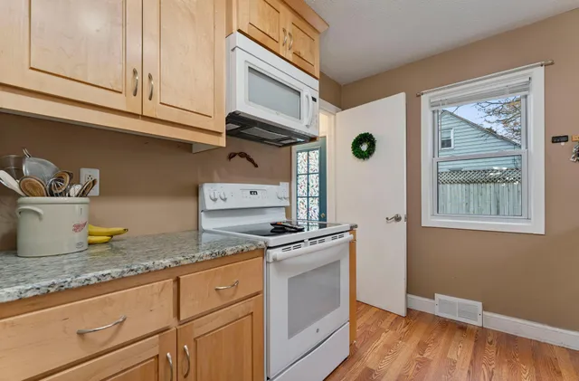 $279,900 | 8938 Van Buren Street Northeast, Blaine, MN 55434