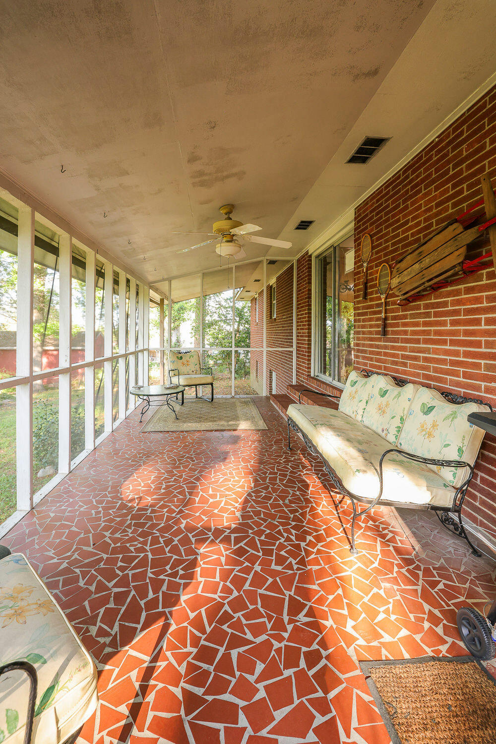 2533 Richmond Hill Road Augusta, GA 30906 - Photo 27 of 38 Screened Back Patio