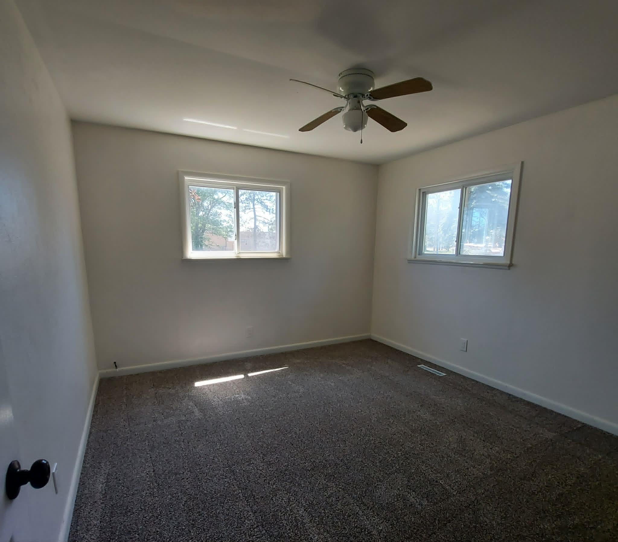 3589 East River Road Oscoda, MI 48750 - Photo 6 of 13 1947278-d4a0ed3d-2eee-4697-b59f-4641cf2e391b.JPG