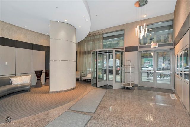 $300,000 | 2 East Erie Street, Unit 2714, Chicago, IL 60611