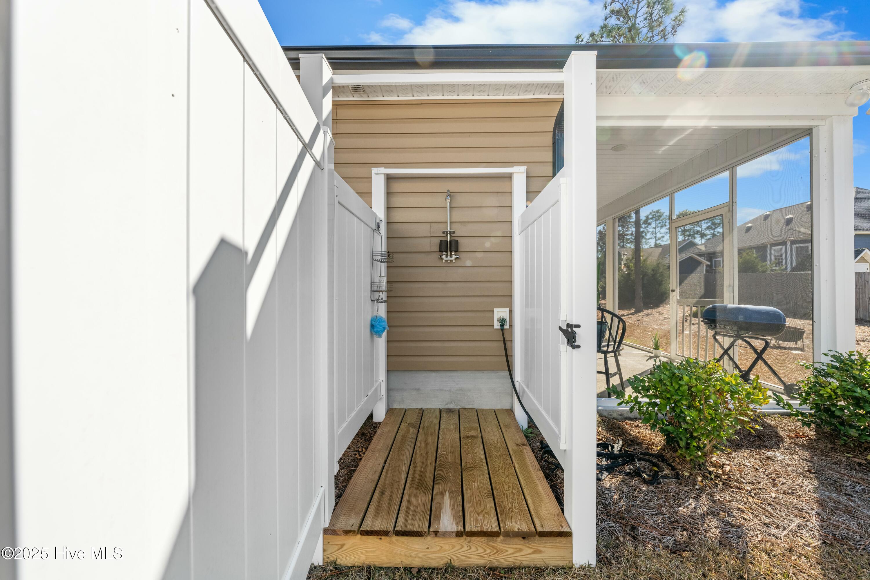 1060 Pierce Road Southport, NC 28461 - Photo 6 of 43 Outdoor Shower
