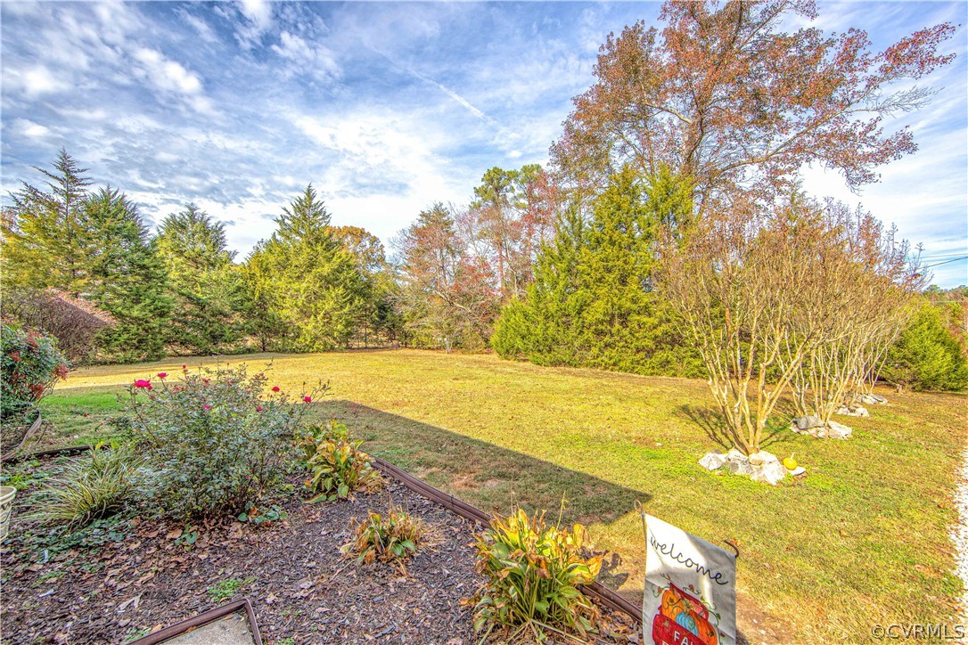 9222 Old Stage Road Prince George, VA 23875 - Photo 17 of 23 Gallery Image 17