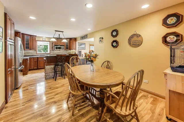 $564,000 | 6722 Indian Lane, Long Grove, IL 60047