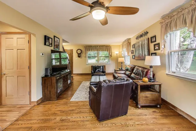 $564,000 | 6722 Indian Lane, Long Grove, IL 60047