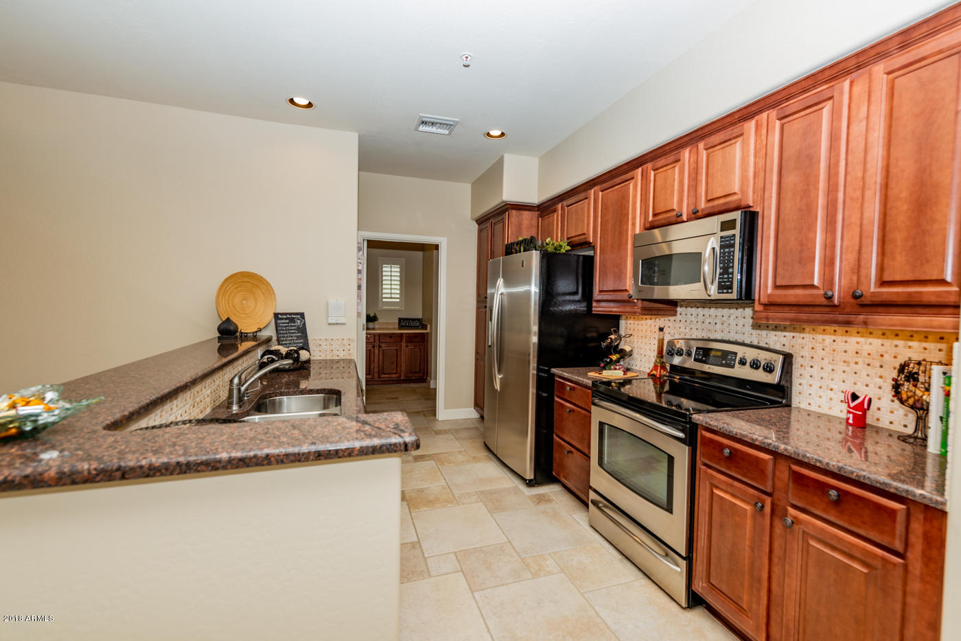 3935 East Rough Rider Road, Unit 1091 Phoenix, AZ 85050 - Photo 9 of 48 3935 E Rough Rider Rd Unit 1091-19