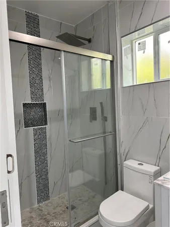 $2,500 | 7013 Bellaire Avenue, North Hollywood, CA 91605