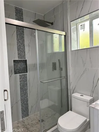 $2,500 | 7013 Bellaire Avenue, North Hollywood, CA 91605