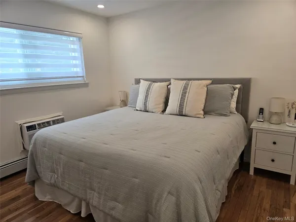 $399,999 | 215 Terry Road, Unit 9A, Smithtown, NY 11787