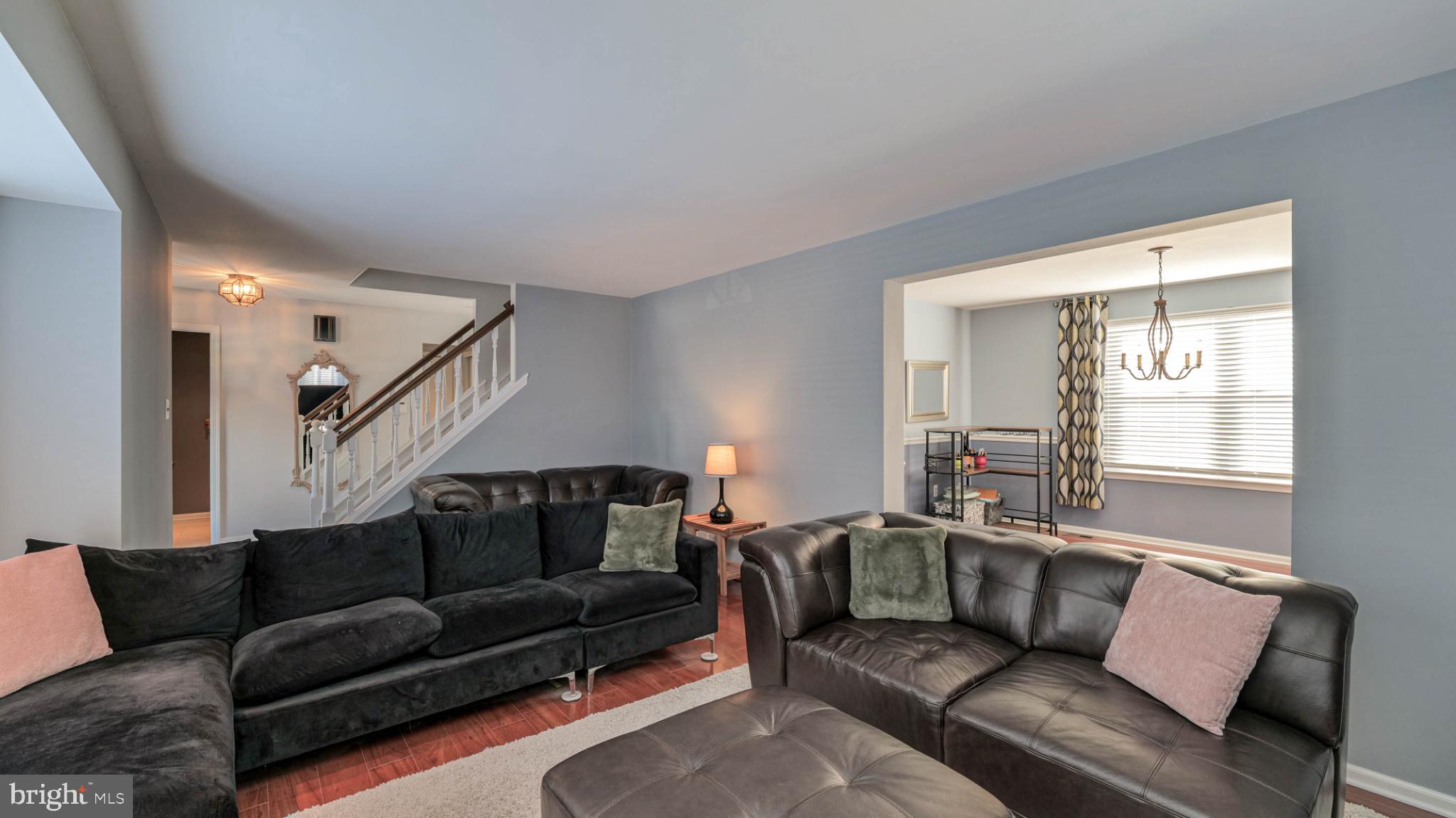 68 Wayside Road Berlin, NJ 08009 - Photo 6 of 38 Spacious living area with modern charm.