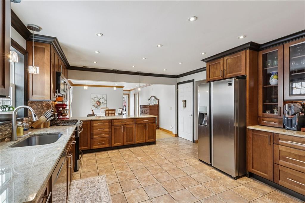 319 Brewster Road New Castle, PA 16102 - Photo 17 of 42