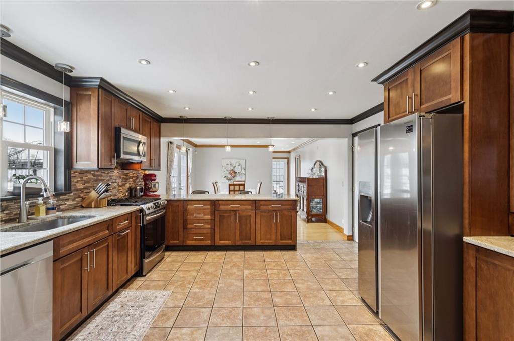 319 Brewster Road New Castle, PA 16102 - Photo 18 of 42