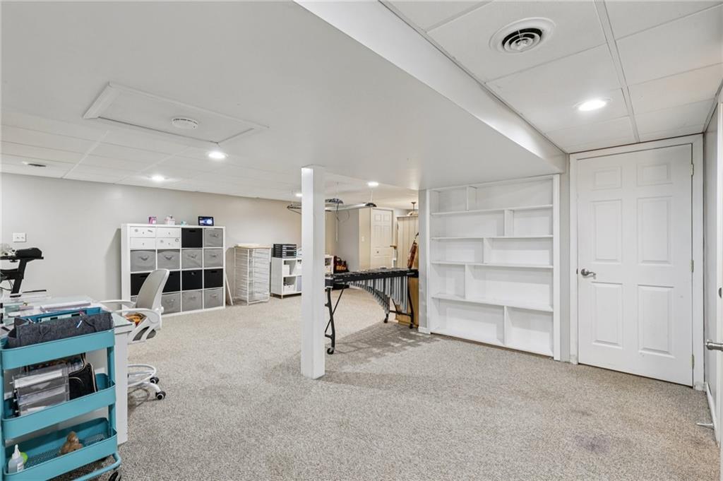 319 Brewster Road New Castle, PA 16102 - Photo 35 of 42