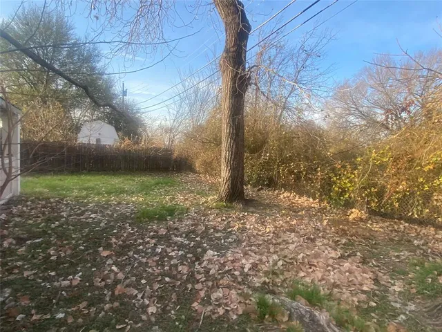 $264,900 | 621 North Briery Road, Irving, TX 75061