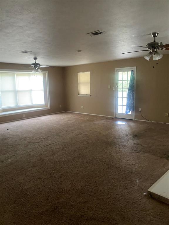 621 North Briery Road Irving, TX 75061 - Photo 5 of 22