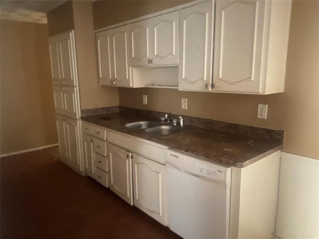 621 North Briery Road Irving, TX 75061 - Photo 7 of 22