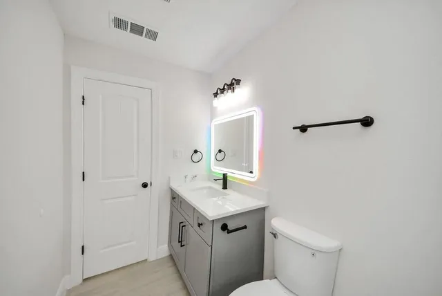 $294,000 | 485 Pompano Street, Bayou Vista, TX 77563