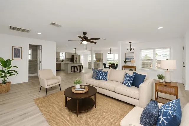 $294,000 | 485 Pompano Street, Bayou Vista, TX 77563