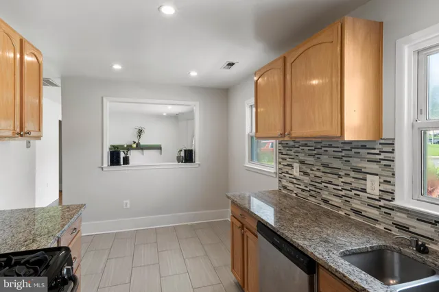 $700,000 | 3709 Forestdale Avenue, Woodbridge, VA 22193