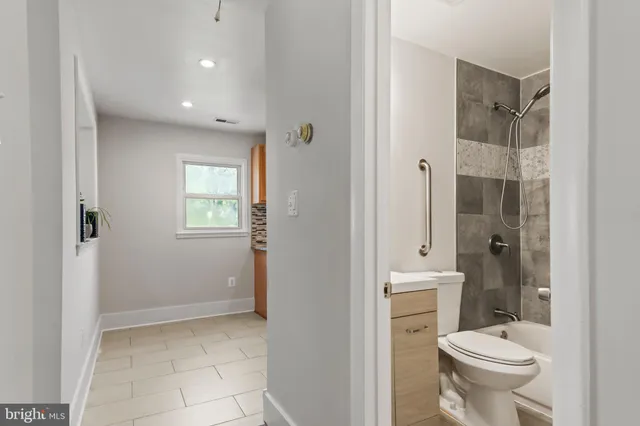 $700,000 | 3709 Forestdale Avenue, Woodbridge, VA 22193